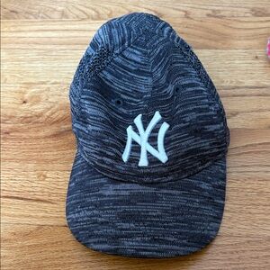 New York Yankees kids Black and Gray Cap